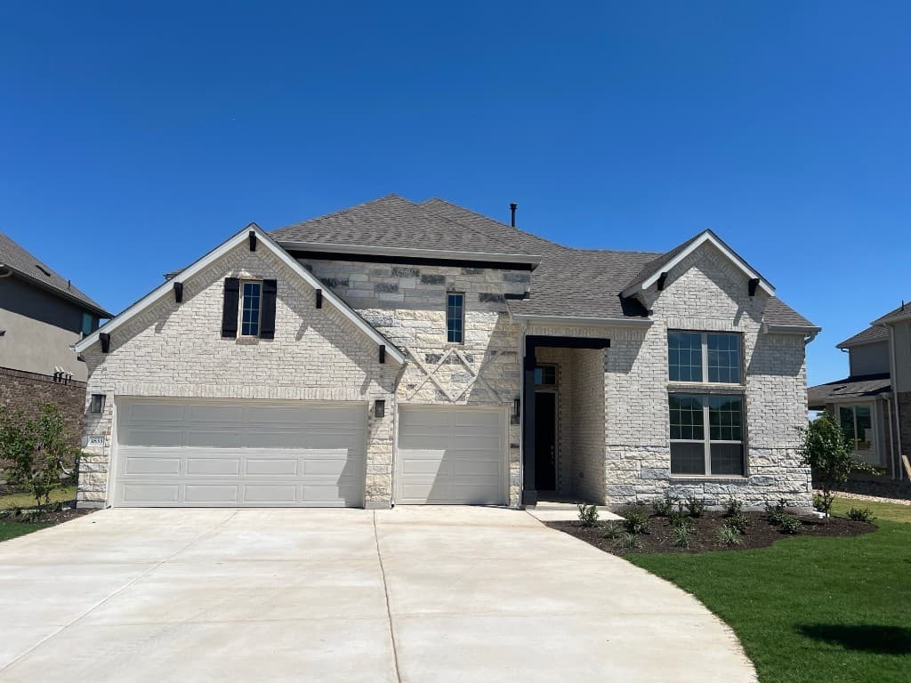 1833 Lazy Grove Bend