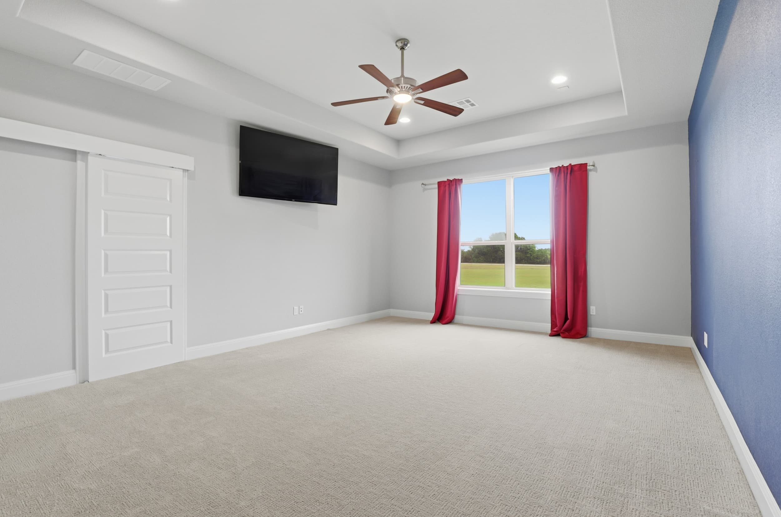 2440 Greatwood Trl - Primary Suite